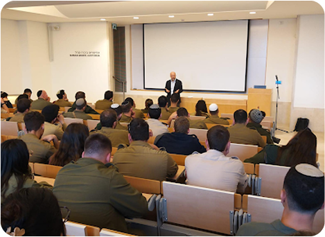 תלמידים במכינות קדם אקדמיות